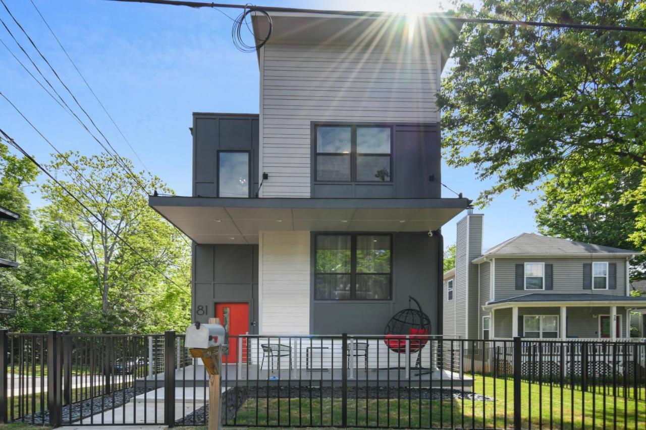 THE RED DOOR - Ultra Modern Atlanta Home Exterior foto